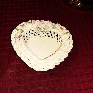 Pristine *** Heart Shaped Bowl / Decor *** by MANN
